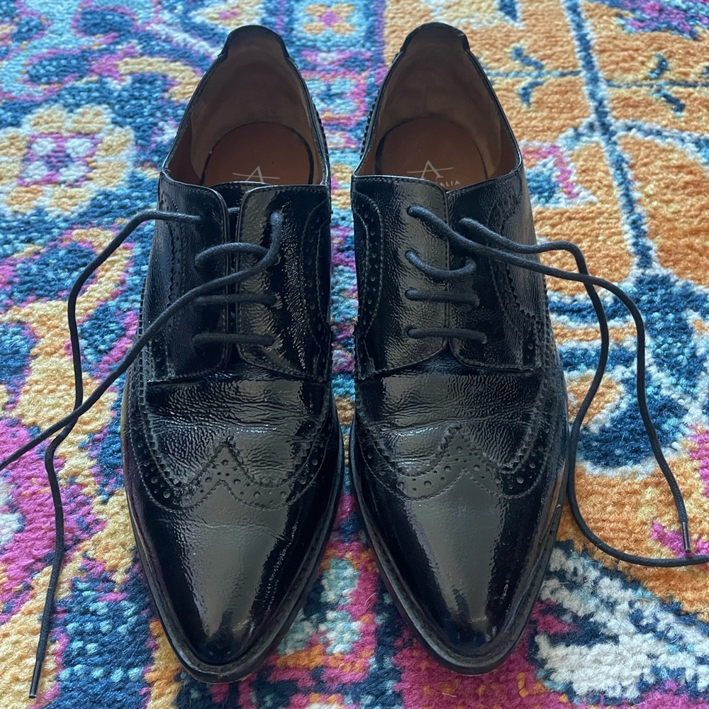 Aquatalia Womens Oxford Shoes in size 8.5.